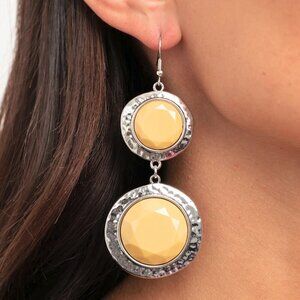Paparazzi Jewelry Accessories - Thrift Shop Stop - Yellow Earrings - Vintage